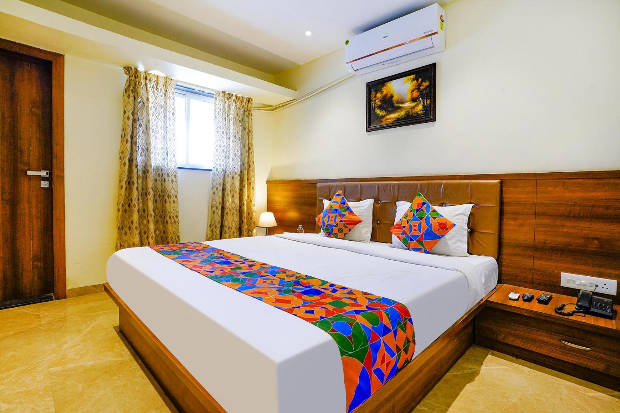 Fabhotel Prime Hangout - Narhe Yerandwane Eksteriør bilde
