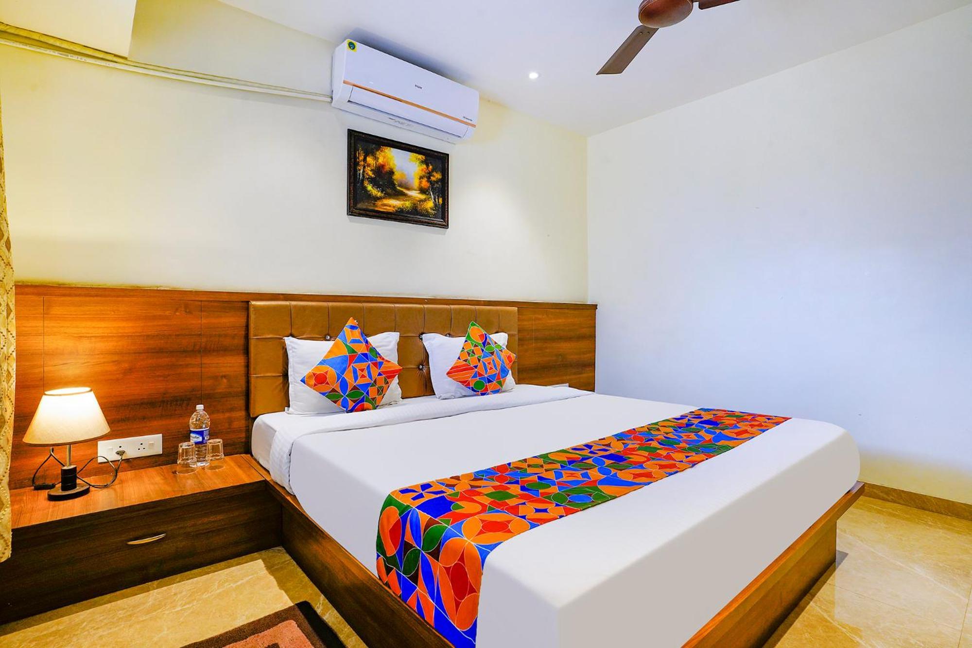 Fabhotel Prime Hangout - Narhe Yerandwane Eksteriør bilde